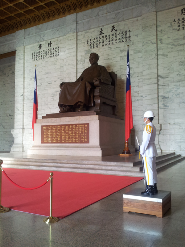 Chiang Kai-shek's giant statue and its freezing guardian